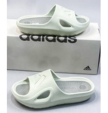 Шлепанцы adidas жен